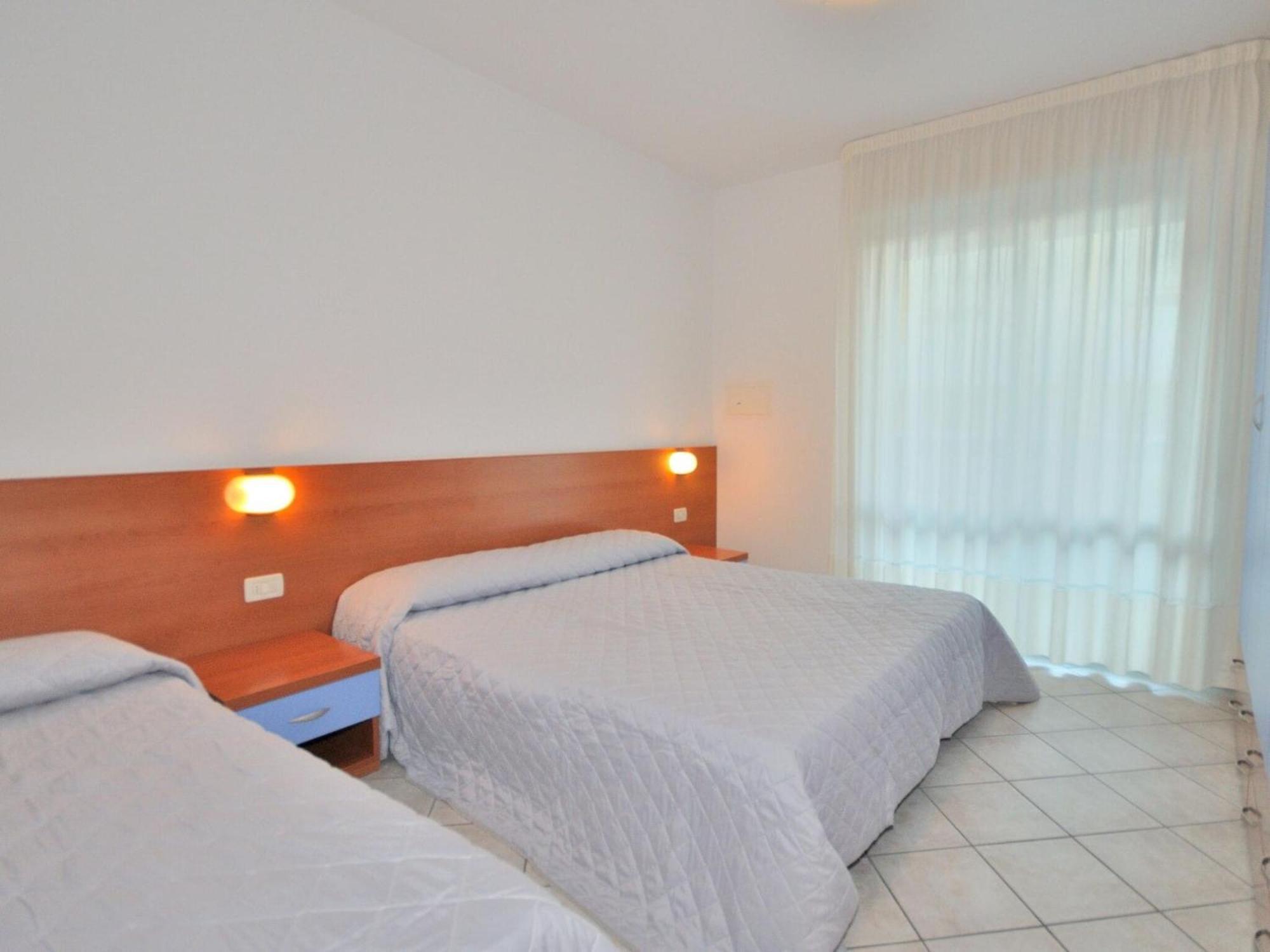 Apartment In Bibione Spiaggia Near The Beach Exterior foto